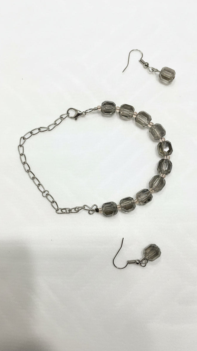 Smoky grey beaded glass crystal with SIlver metalic chain Bracelet and Ear rings