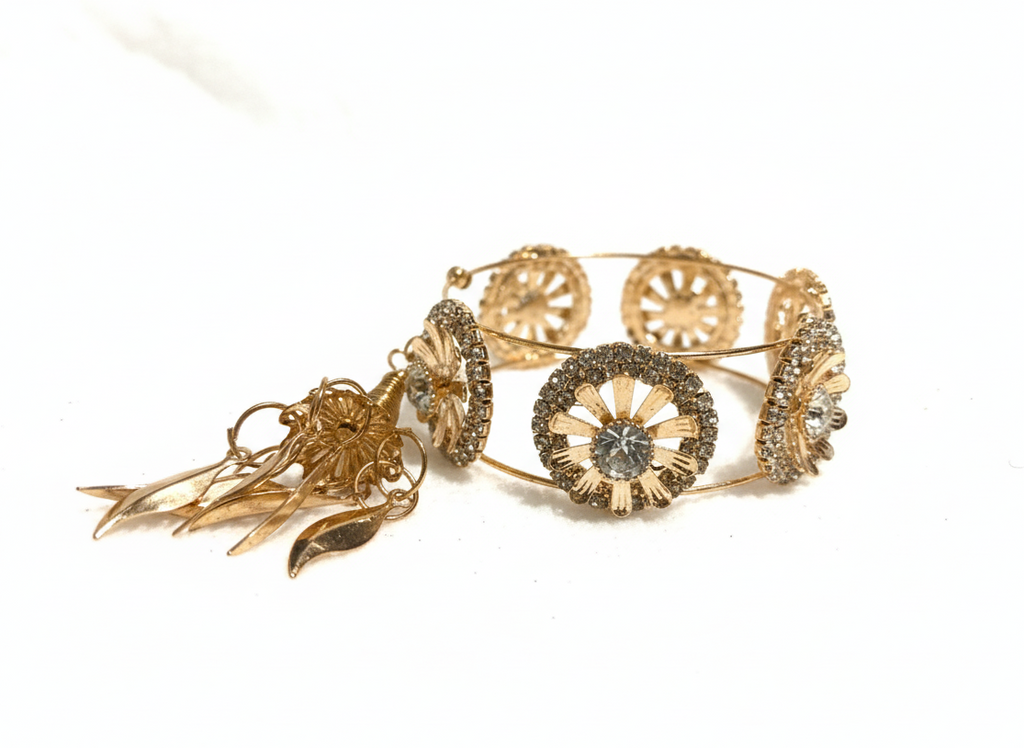 Golden Floral sparkle charm with white stone Metal Bracelet