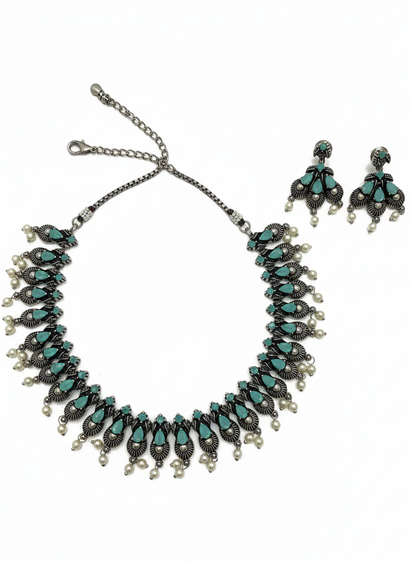 Traditional Sea Green Pastel turquise Stones oxidized metal Necklace